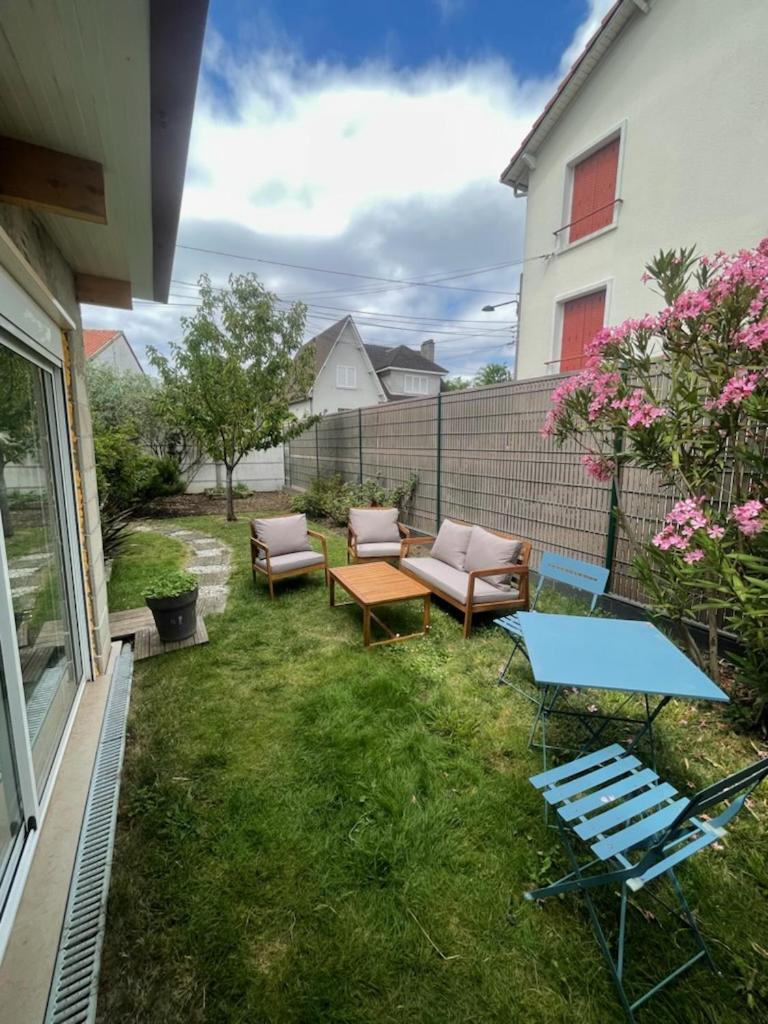 Au Coin Tranquille Hotel Champigny-sur-Marne Bagian luar foto